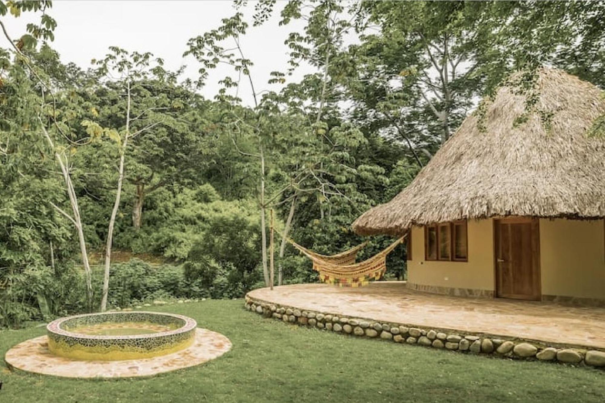One Santuario Hotel Y Reserva Natural 帕洛米诺 外观 照片