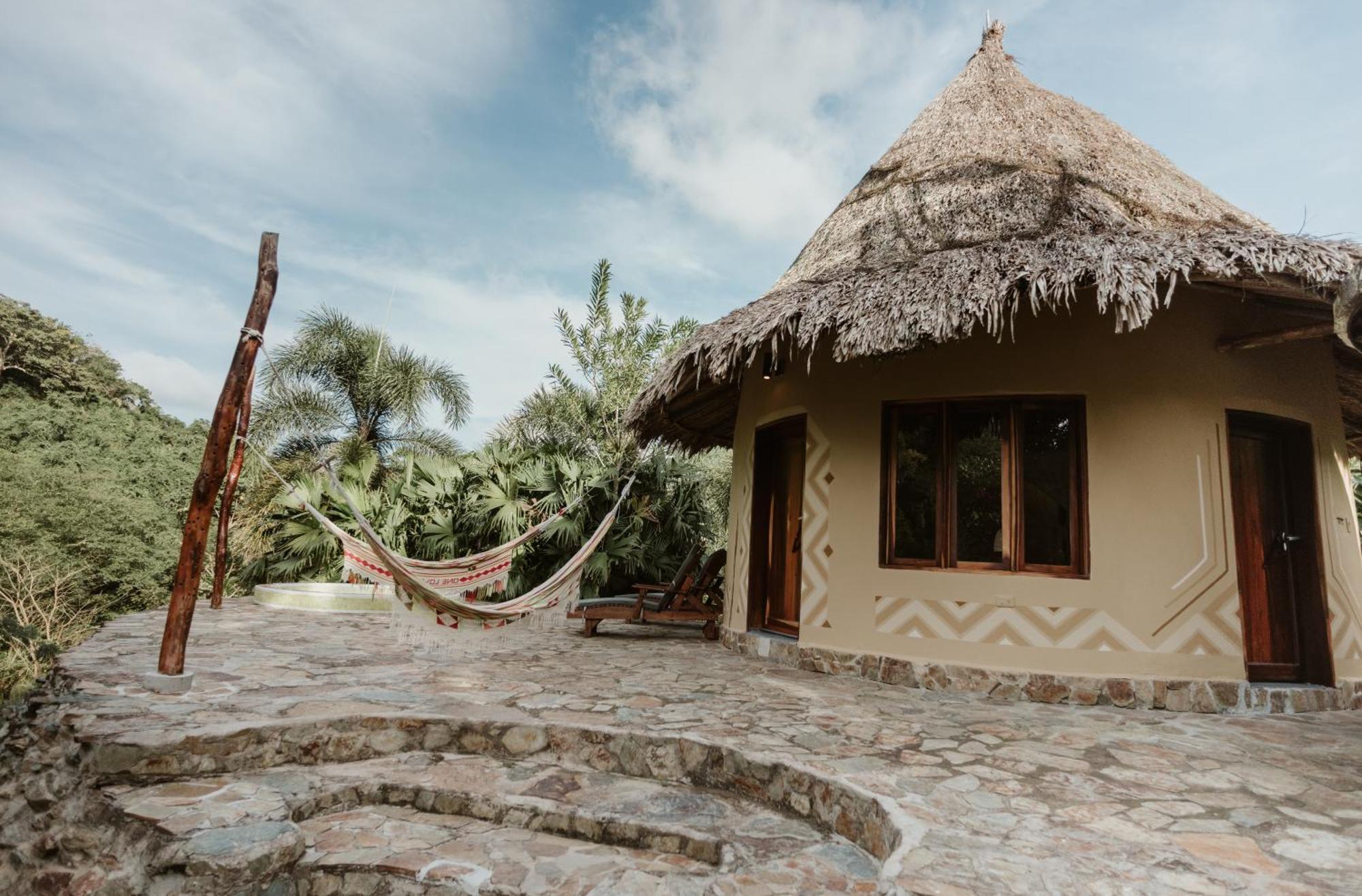 One Santuario Hotel Y Reserva Natural 帕洛米诺 外观 照片