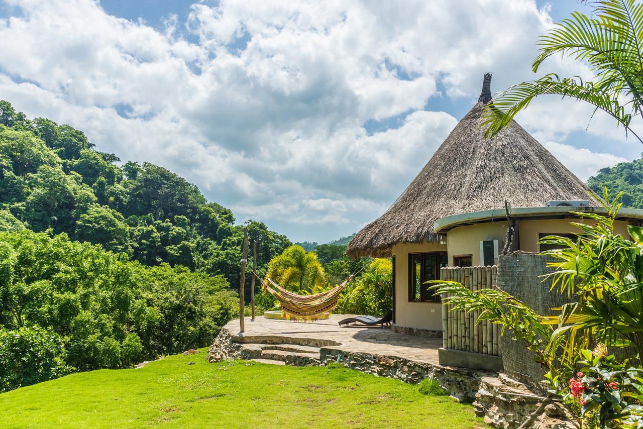 One Santuario Hotel Y Reserva Natural 帕洛米诺 外观 照片